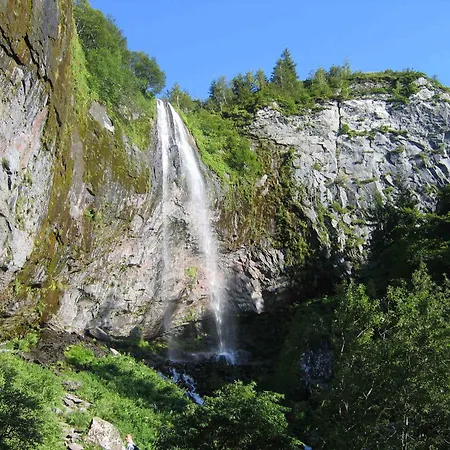 Appartement Avec Balcon Au Dore, Pour 4 Personnes - Fr-1-608-137 *