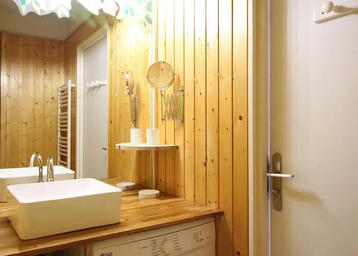 アパート Avec Balcon Au Dore, Pour 4 Personnes - Fr-1-608-137