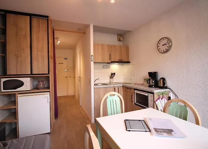 Avec Balcon Au Dore, Pour 4 Personnes - Fr-1-608-137 *